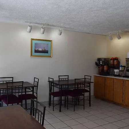 Knights Inn Oswego East 