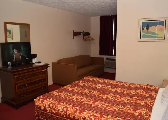 Knights Inn Oswego East