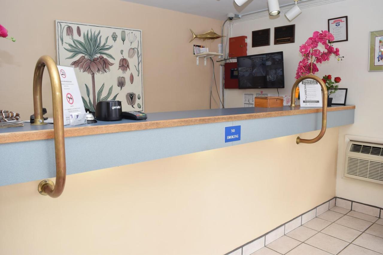 Motel Knights East Oswego