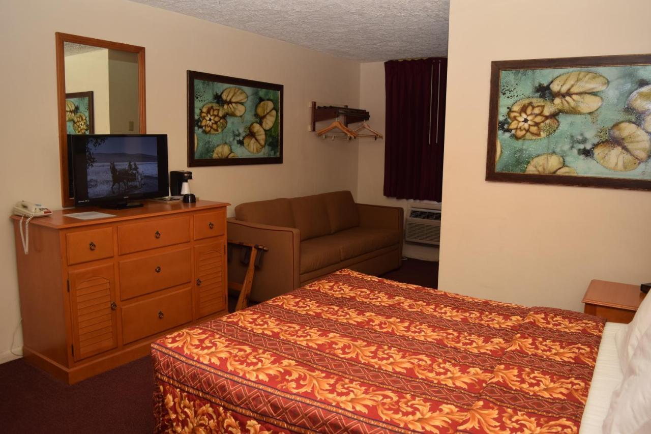 Knights East Motel
